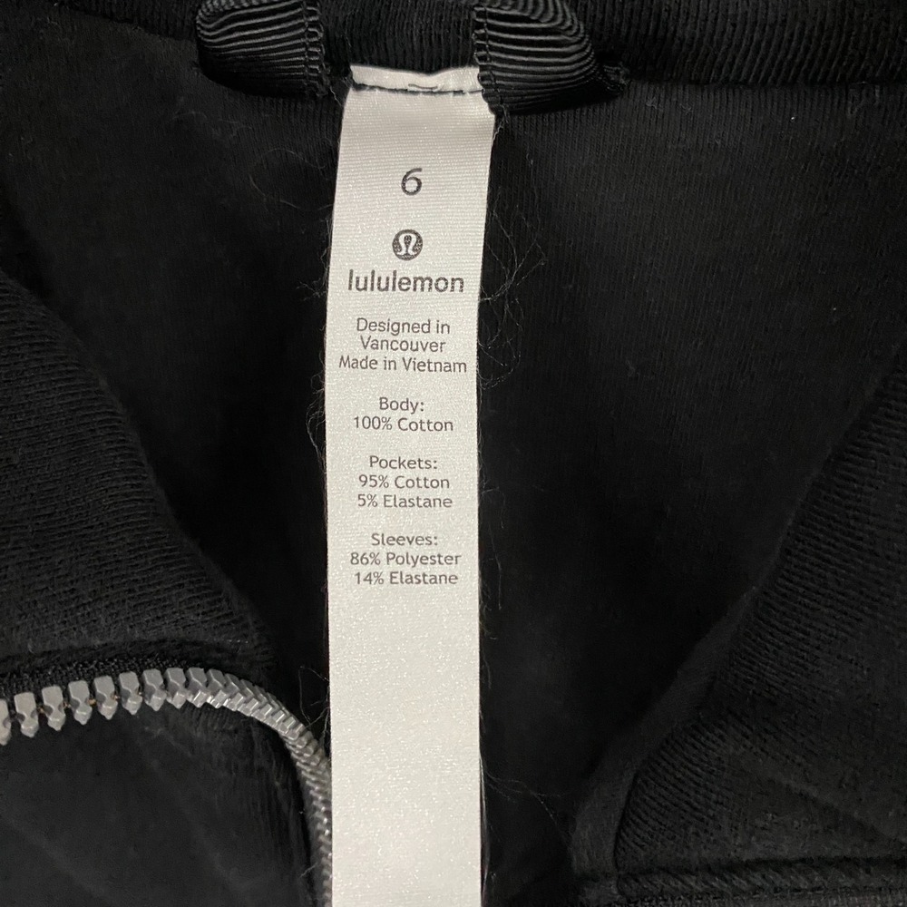 Lululemon Sweatshirt Womens size 6 Quilted 1/4 Zip Knit Soft Black - Picture 2 of 10
